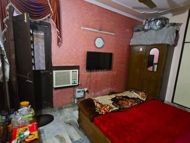 3 BHK Independent Builder Floor in Vikaspuri for resale New Delhi. The reference number is 19138330