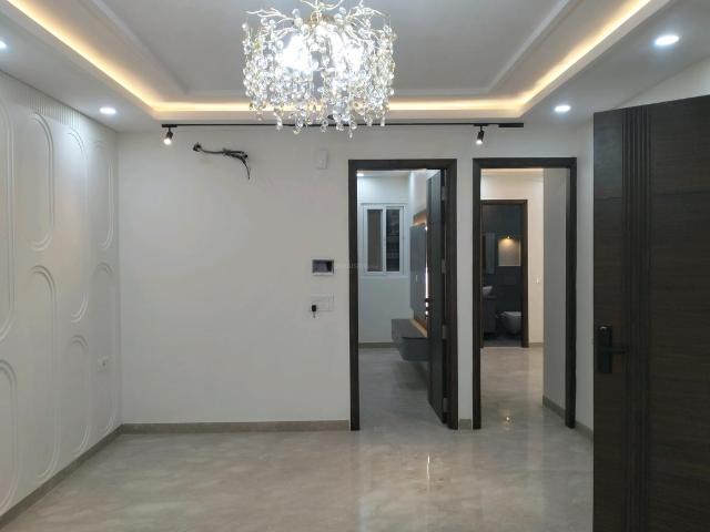 3 BHK Independent Builder Floor in Vikaspuri for resale New Delhi. The reference number is 20480796