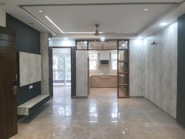 3 BHK Independent Builder Floor in Vikaspuri for resale New Delhi. The reference number is 20553790