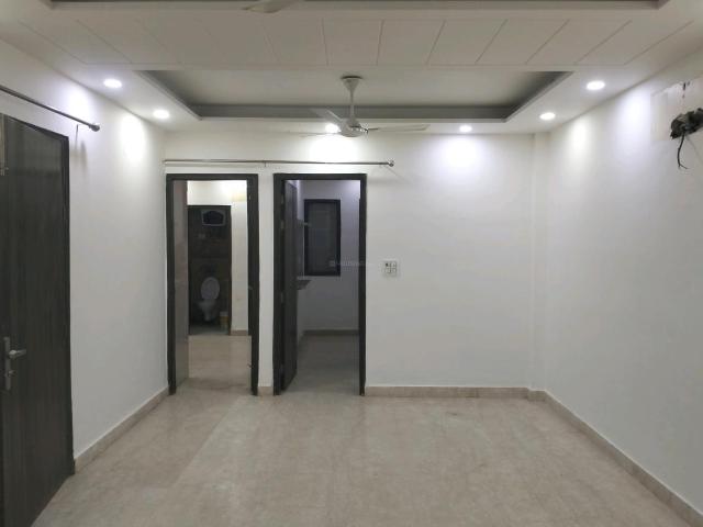 3 BHK Independent Builder Floor in Vikaspuri for resale New Delhi. The reference number is 21218448