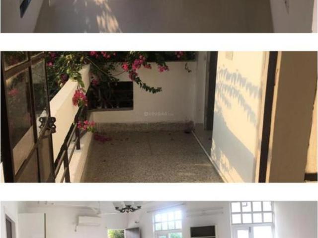 3 BHK Independent Builder Floor in Vijay Nagar for rent New Delhi. The reference number is 9871876
