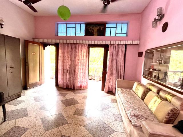 3 BHK Independent Builder Floor in Vijay Nagar for rent New Delhi. The reference number is 12501442