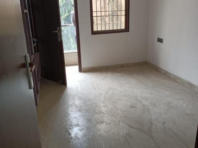 3 BHK Independent Builder Floor in Vivek Vihar for rent New Delhi. The reference number is 21032313