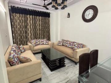 3 BHK Independent House in Tagore Garden Extension for rent New Delhi. The reference number is 20520256