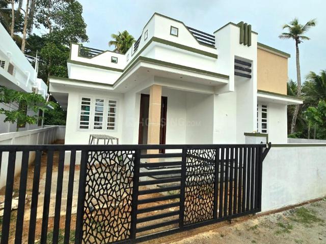 3 BHK Independent House in Thattampady for resale Kochi. The reference number is 21252679