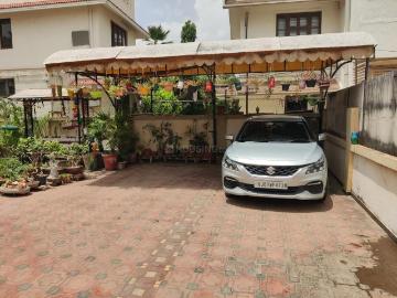 3 BHK Independent House in Thaltej for resale Ahmedabad. The reference number is 20009940