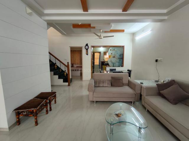 3 BHK Independent House in Thaltej for resale Ahmedabad. The reference number is 20041793
