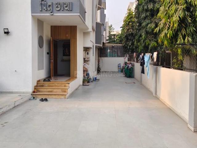 3 BHK Independent House in Thaltej for resale Ahmedabad. The reference number is 21080103