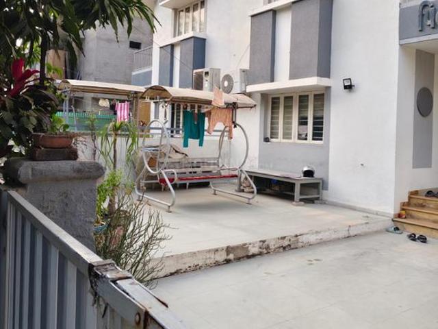 3 BHK Independent House in Thaltej for resale Ahmedabad. The reference number is 21169004