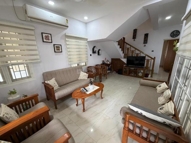 3 BHK Independent House in Thammanam for resale Kochi. The reference number is 20896056