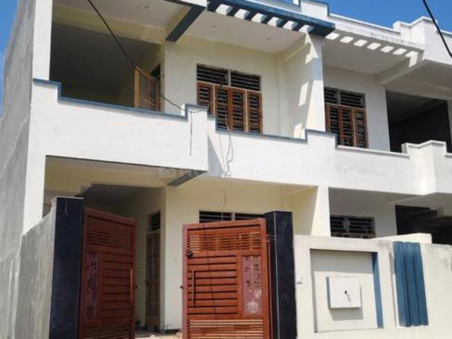 3 BHK Independent House in Thasemau for resale Lucknow. The reference number is 21259400