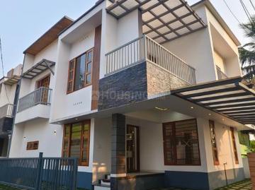 3 BHK Independent House in Thevakkal for resale Kochi. The reference number is 20021996