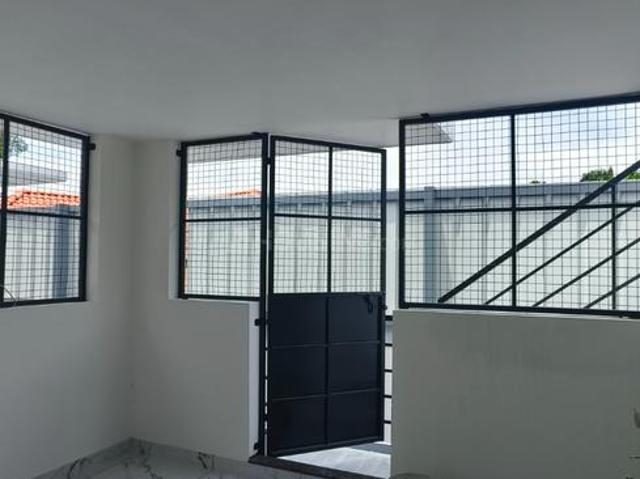 3 BHK Independent House in Thrippunithura for resale Kochi. The reference number is 20455084