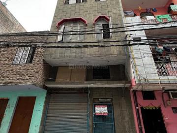 3 BHK Independent House in Tri Nagar for resale New Delhi. The reference number is 18960256
