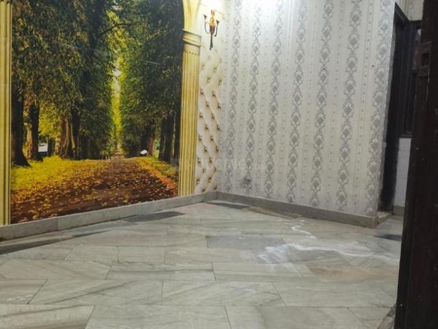 3 BHK Independent House in Uttam Nagar for resale New Delhi. The reference number is 21280279
