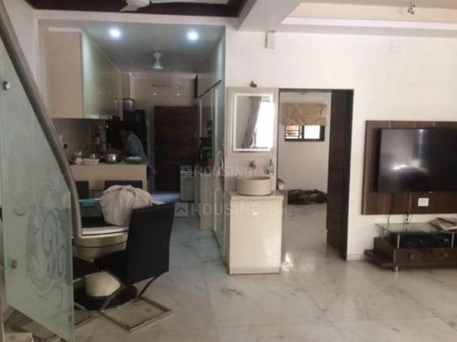 3 BHK Independent House in Vasna for rent Ahmedabad. The reference number is 19302845