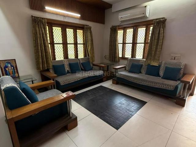 3 BHK Independent House in Vasna for rent Ahmedabad. The reference number is 20610998