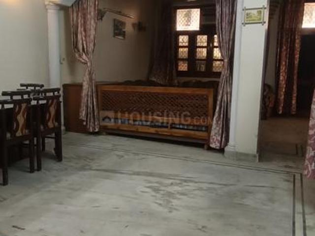 3 BHK Independent House in Vikaspuri for resale New Delhi. The reference number is 19984207