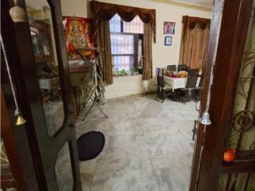 3 BHK Independent House in Vikaspuri for resale New Delhi. The reference number is 19154248
