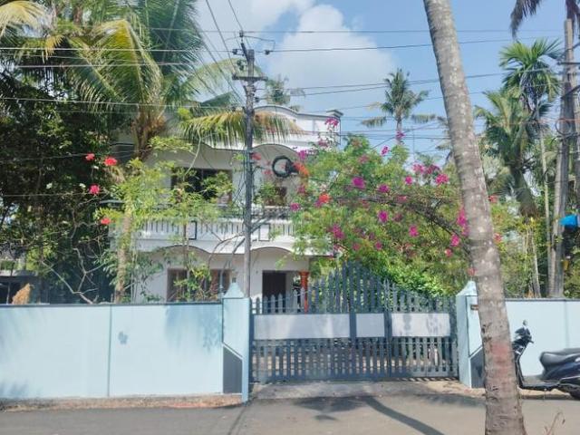 3 BHK Independent House in Vypin for resale Kochi. The reference number is 15176963