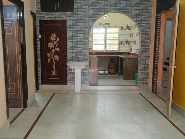 3 BHK Independent House in Airport Gate no. 1 for rent Kolkata. The reference number is 20102442