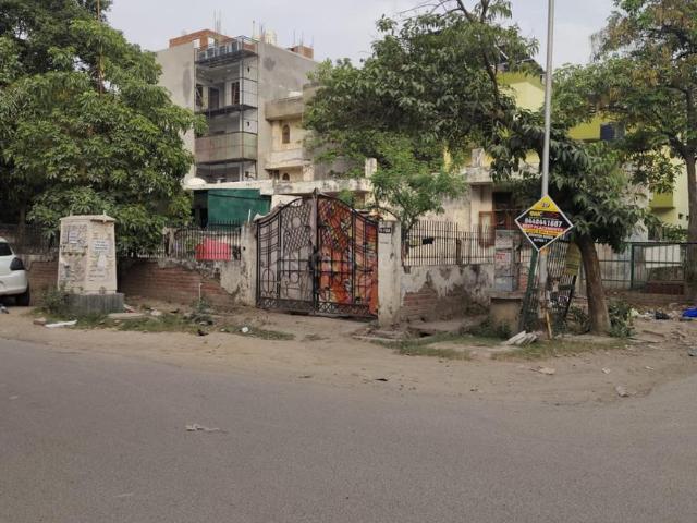 3 BHK Independent House in Alpha II for resale Greater Noida. The reference number is 20114289