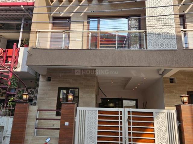 3 BHK Independent House in Aman Vihar for rent Dehradun. The reference number is 20791628