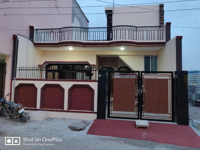 3 BHK Independent House in Ashok Vihar Phase 2 for rent Gurgaon. The reference number is 6778973
