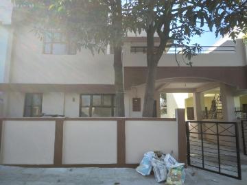 3 BHK Independent House in Ayodhya Bypass for rent Bhopal. The reference number is 10837306