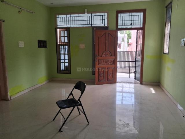 3 BHK Independent House in B B Kulam for rent Madurai. The reference number is 21051010