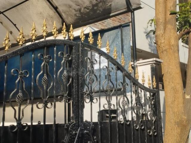 3 BHK Independent House in Banjara Hills for resale Hyderabad. The reference number is 20893992