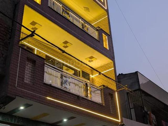 3 BHK Independent House in Bhalswa for resale New Delhi. The reference number is 20419028