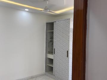 3 BHK Independent House in Bharat Vihar for resale New Delhi. The reference number is 20372996