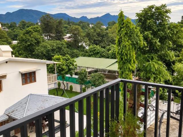 3 BHK Villa in Canal Road for rent Dehradun. The reference number is 21151041