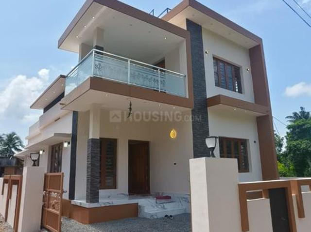 3 BHK Independent House in Chottanikkara for resale Kochi. The reference number is 20700404