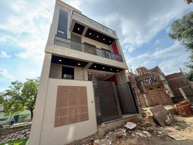 3 BHK Independent House in Chitaipur for resale Varanasi. The reference number is 19007491