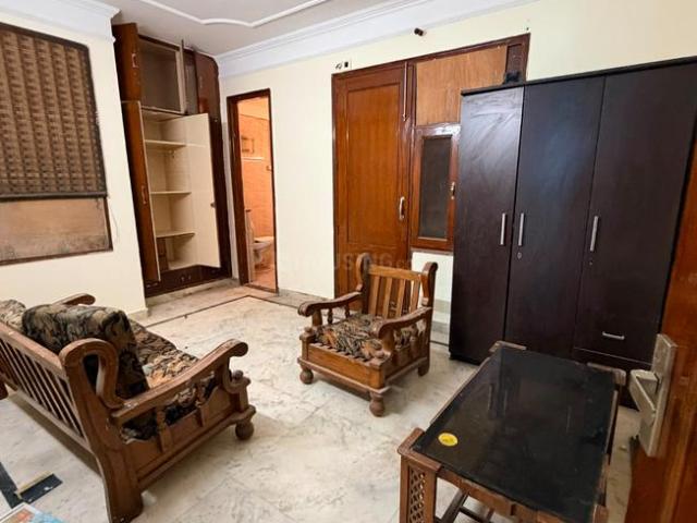 3 BHK Independent House in Chittaranjan Park for resale New Delhi. The reference number is 20916157