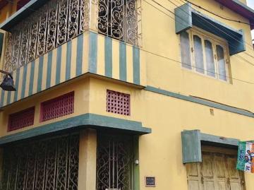 3 BHK Independent House in Dhakuria for resale Kolkata. The reference number is 20091041