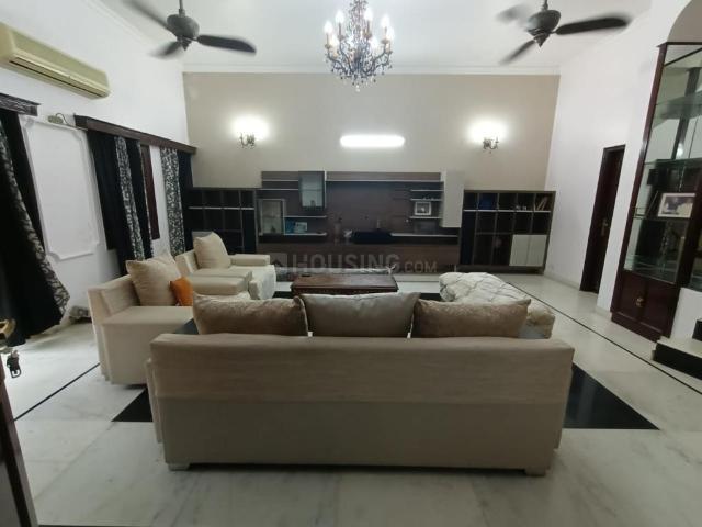 3 BHK Independent House in DLF Phase 2 for resale Gurgaon. The reference number is 20753344