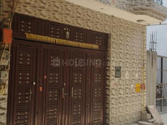 3 BHK Independent House in Dwarka Mor for resale New Delhi. The reference number is 20943882