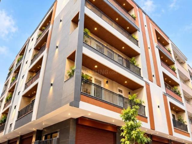 3 BHK Independent House in Dwarka Mor for resale New Delhi. The reference number is 21075476