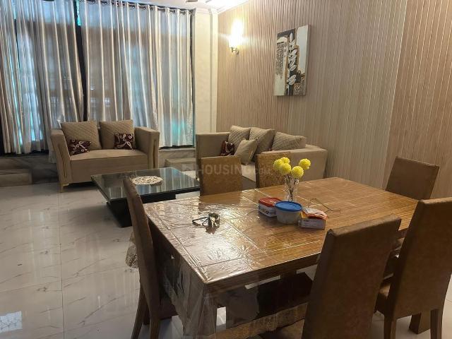 3 BHK Independent House in East Of Kailash for rent New Delhi. The reference number is 18987427