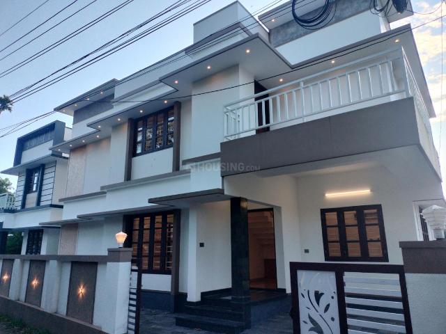 3 BHK Independent House in Edappally for resale Kochi. The reference number is 21220941