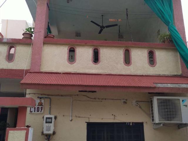3 BHK Independent House in Ghodasar for resale Ahmedabad. The reference number is 6829503