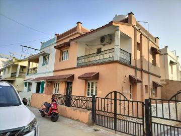 3 BHK Independent House in Ghuma for rent Ahmedabad. The reference number is 20499105