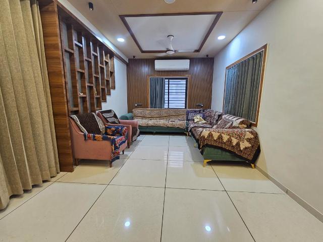 3 BHK Independent House in Ghuma for resale Ahmedabad. The reference number is 20237970