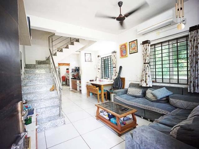 3 BHK Independent House in Ghuma for resale Ahmedabad. The reference number is 21230383