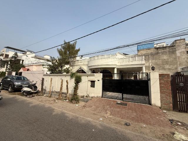 3 BHK Independent House in Gomti Nagar for resale Lucknow. The reference number is 20112712