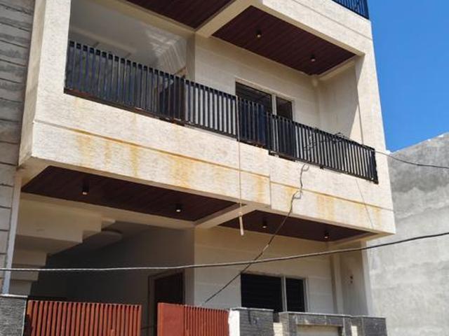 3 BHK Independent House in Gomti Nagar for resale Lucknow. The reference number is 21258269