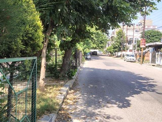 3 BHK Independent House in Gomti Nagar for resale Lucknow. The reference number is 21340710